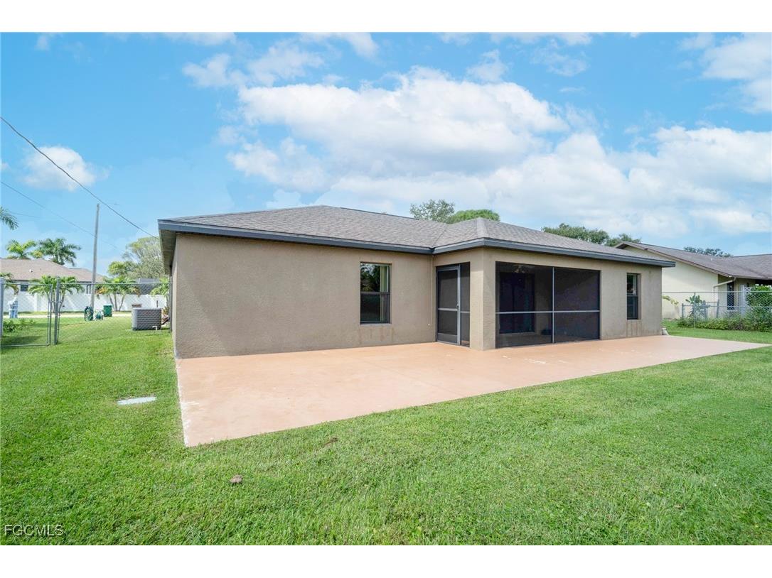 1005 SW 6th Place Cape Coral FL 33991 2025011132 image28