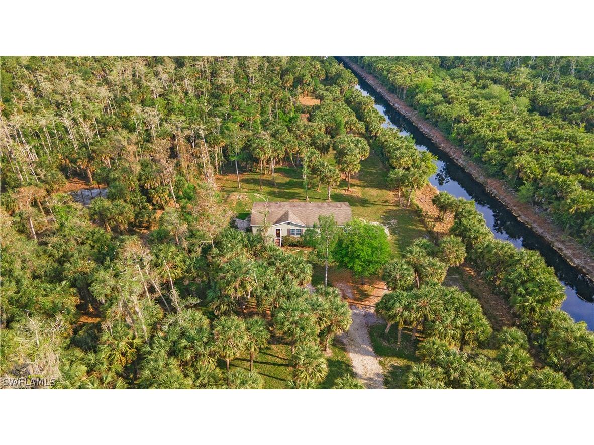 1005 Shady Lane Naples FL 34120 224019835 image1