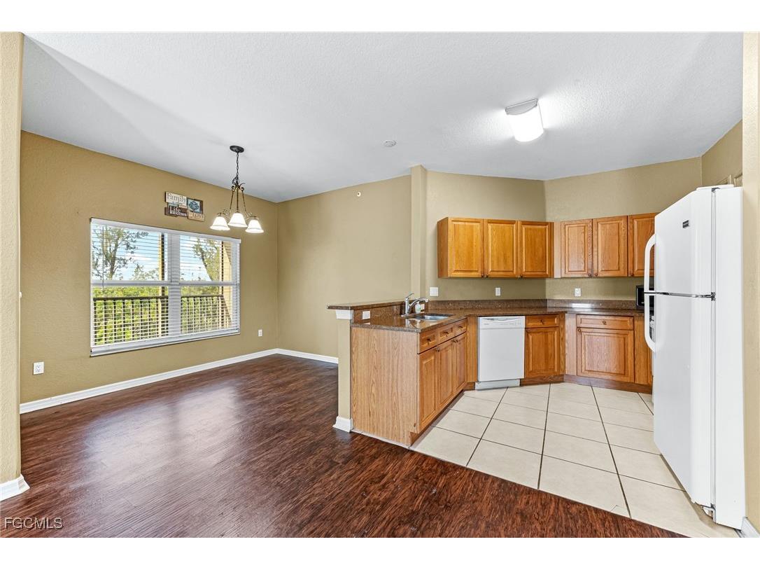 10050 Lake Cove Drive #202 Fort Myers FL 33908 2025013315 image10
