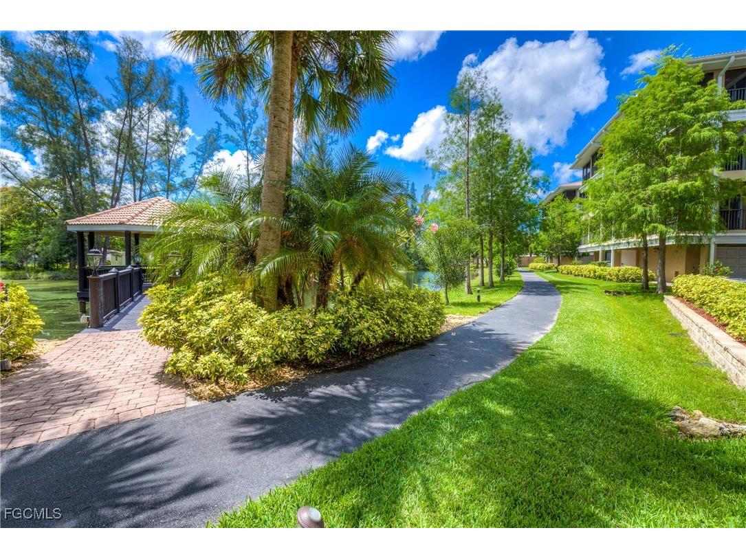 10050 Lake Cove Drive #202 Fort Myers FL 33908 2025013315 image23
