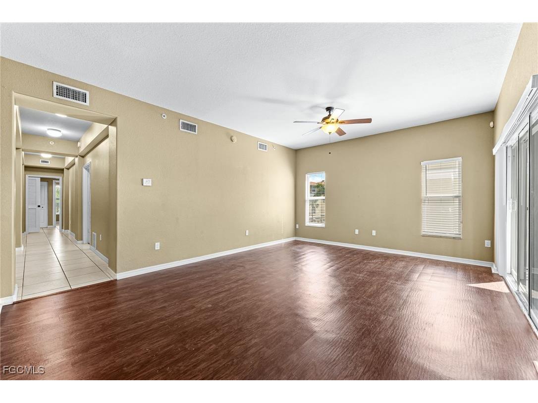 10050 Lake Cove Drive #202 Fort Myers FL 33908 2025013315 image9