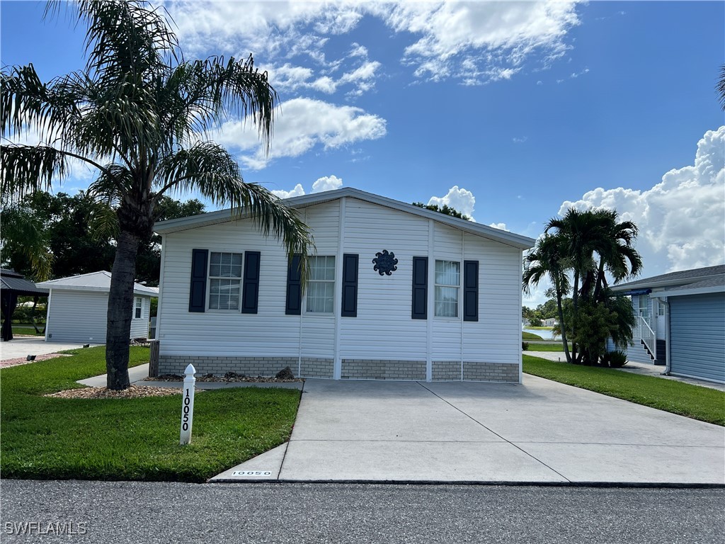 10050 Parkwood Drive Fort Myers FL 33905 224071247 image1