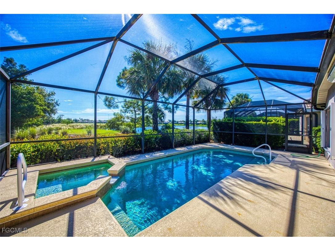 10053 Oakhurst Way Fort Myers FL 33913 2025008765 image1