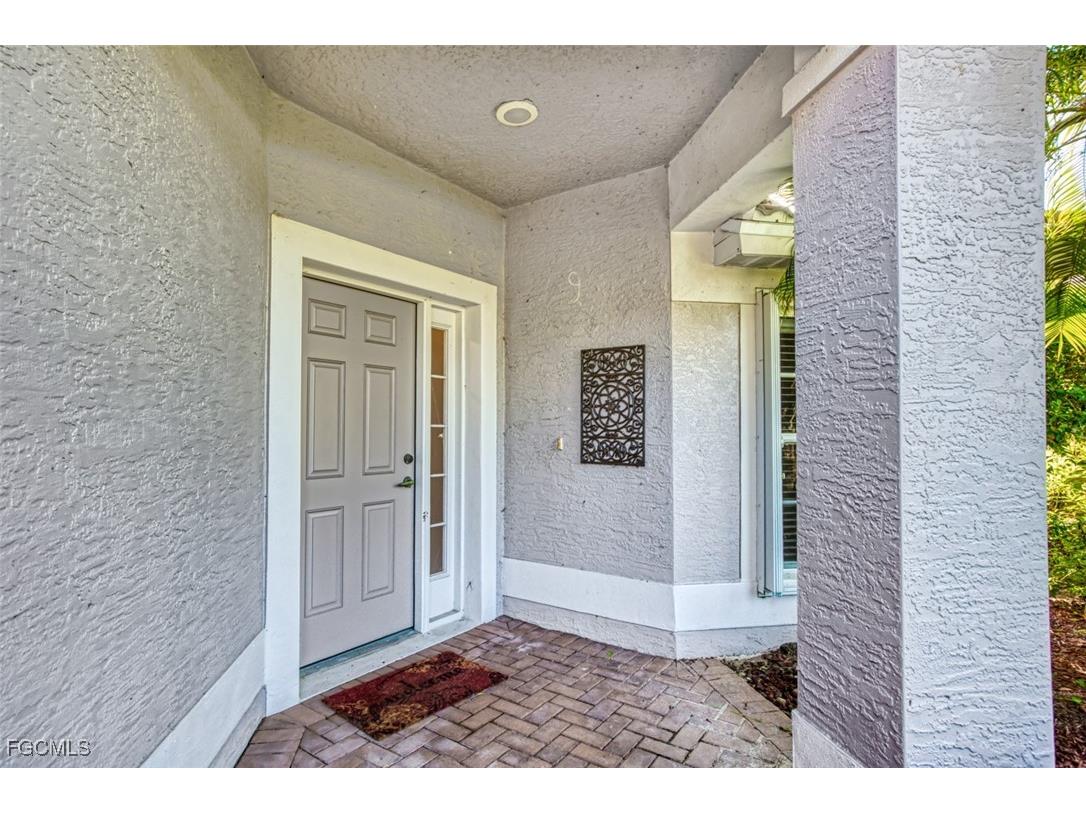 10053 Oakhurst Way Fort Myers FL 33913 2025008765 image8