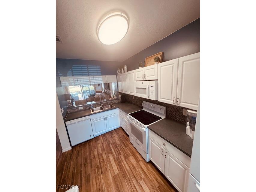 10053 Spyglass Hill Lane Fort Myers FL 33966 2025003788 image14