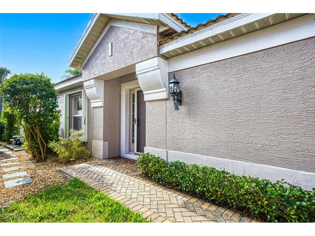 10057 Majestic Avenue Fort Myers FL 33913 2025012068 image5