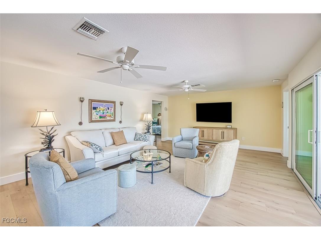 1006 Lindgren Boulevard Sanibel FL 33957 2026003375 image12