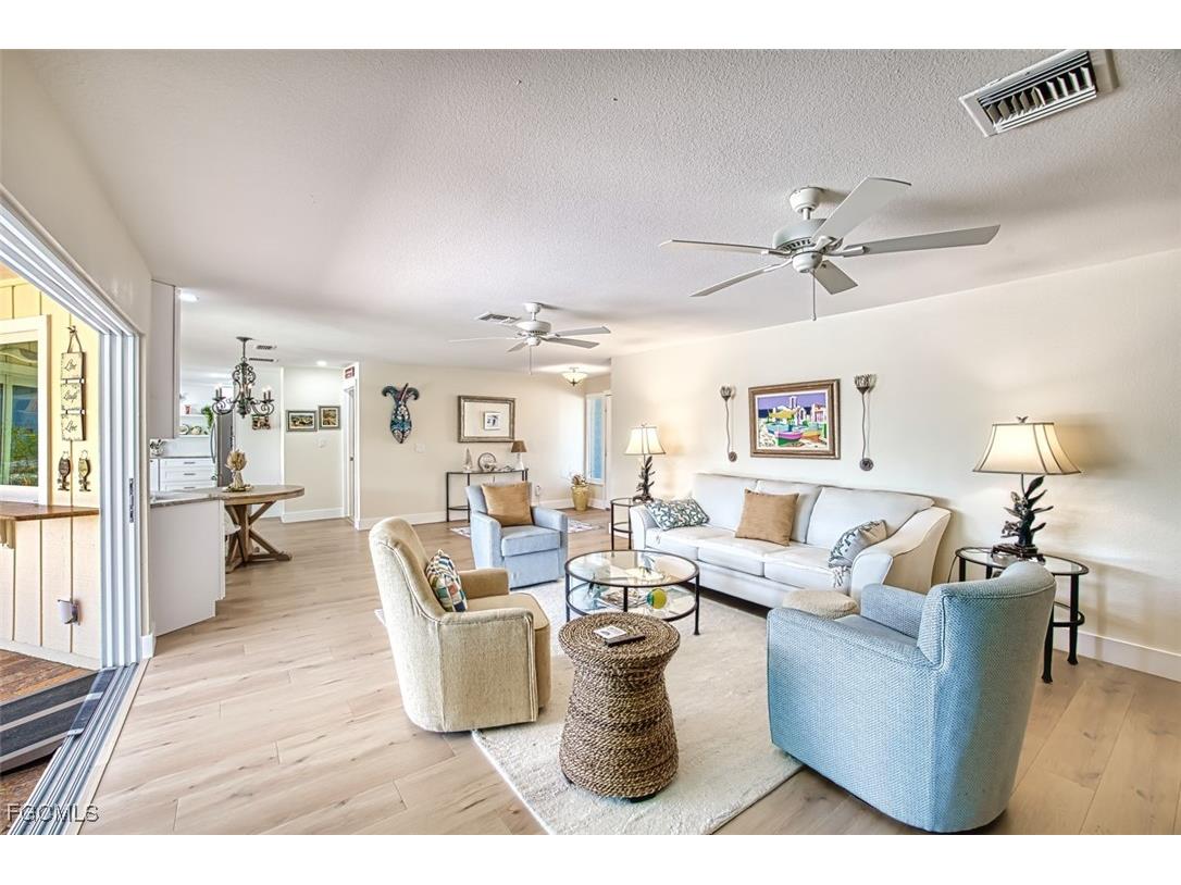 1006 Lindgren Boulevard Sanibel FL 33957 2026003375 image14