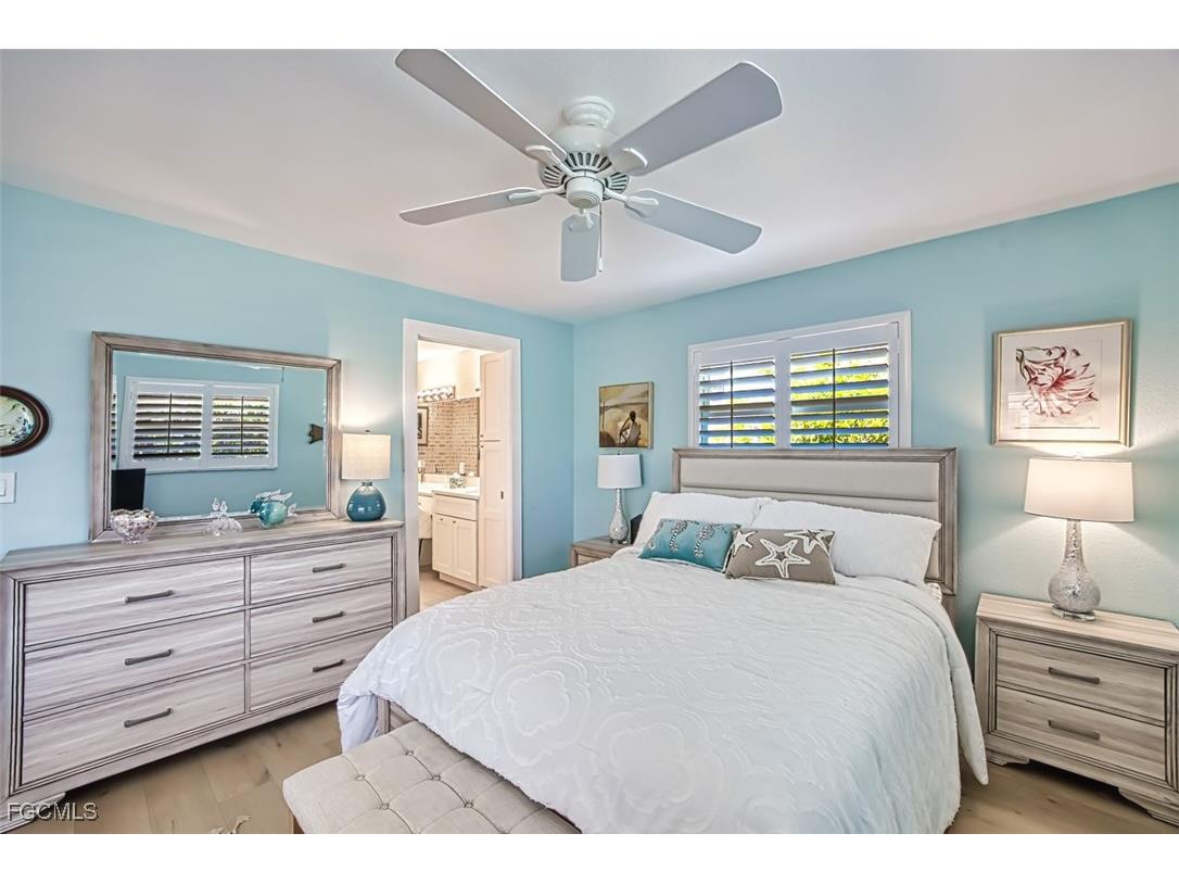 1006 Lindgren Boulevard Sanibel FL 33957 2026003375 image23