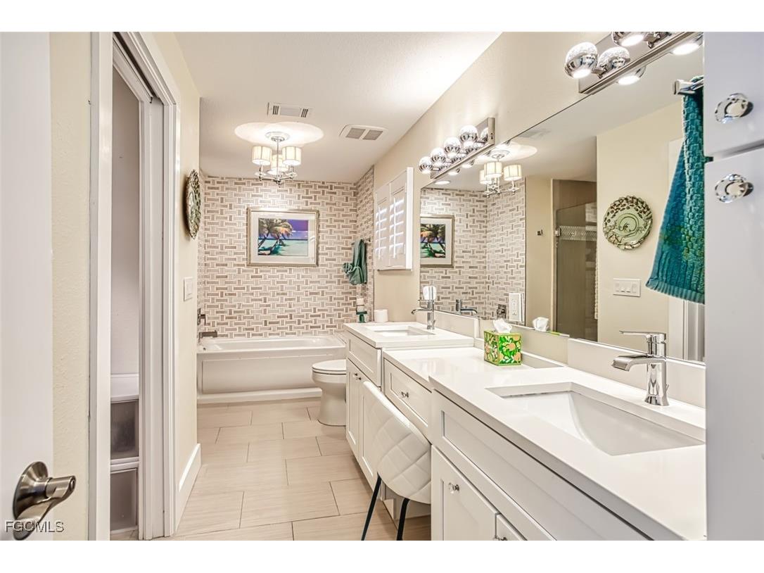 1006 Lindgren Boulevard Sanibel FL 33957 2026003375 image25