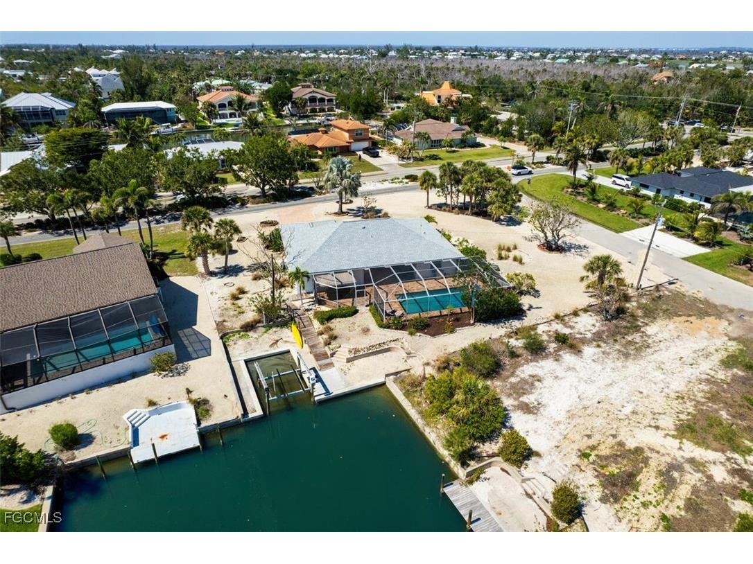 1006 Lindgren Boulevard Sanibel FL 33957 2026003375 image3