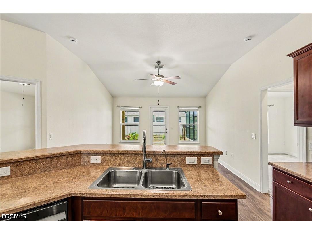 1006 NE 33rd Street Cape Coral FL 33909 2026024601 image12