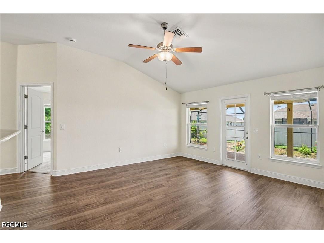 1006 NE 33rd Street Cape Coral FL 33909 2026024601 image5