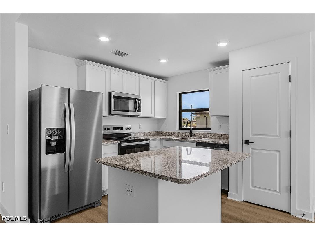 1006 NW 21st Terrace Cape Coral FL 33993 2026015128 image2