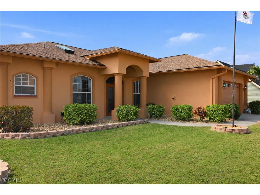 1006 SW 22nd Terrace Cape Coral FL 33991 2026010195 image2