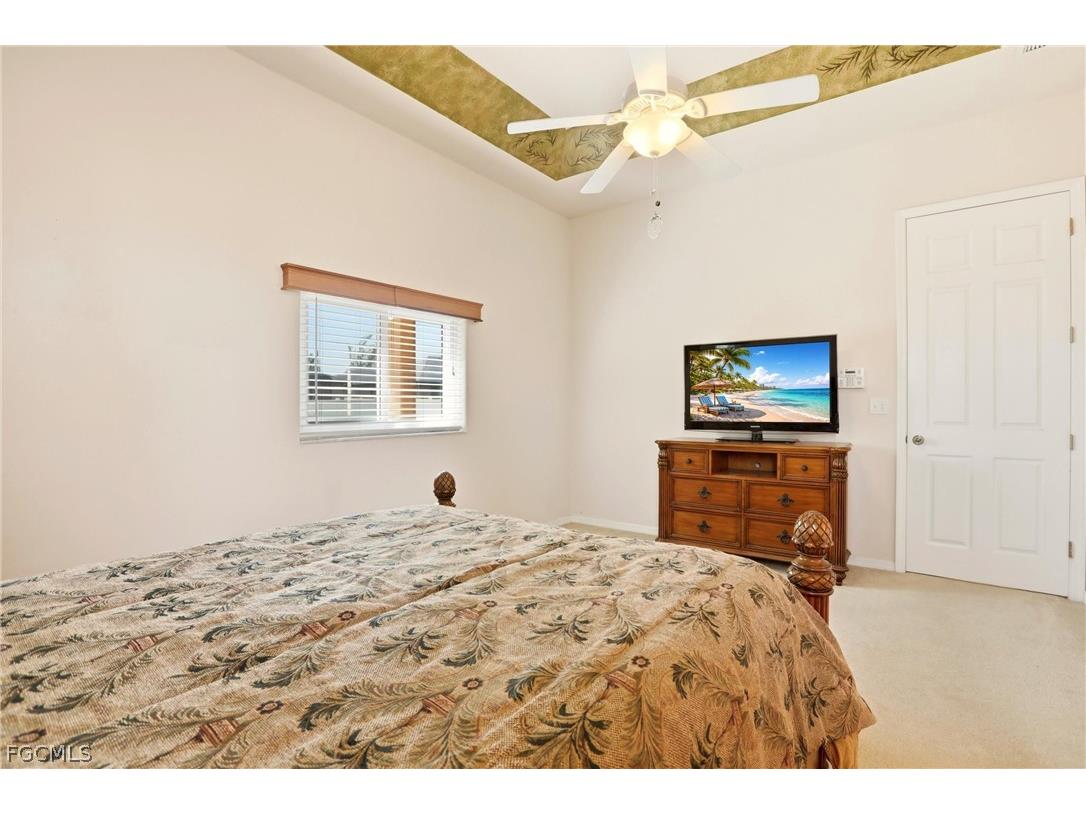1006 SW 22nd Terrace Cape Coral FL 33991 2026010195 image21