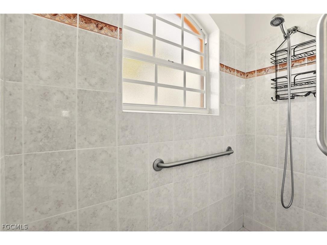 1006 SW 22nd Terrace Cape Coral FL 33991 2026010195 image25