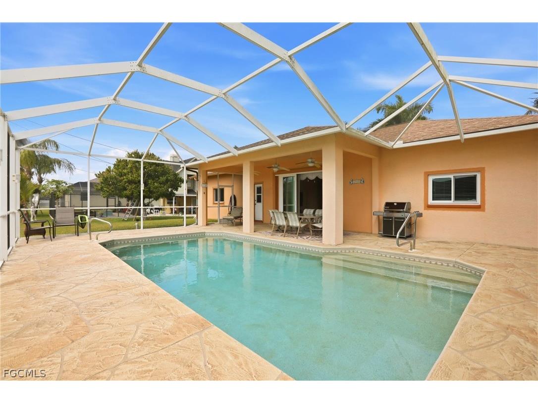 1006 SW 22nd Terrace Cape Coral FL 33991 2026010195 image5