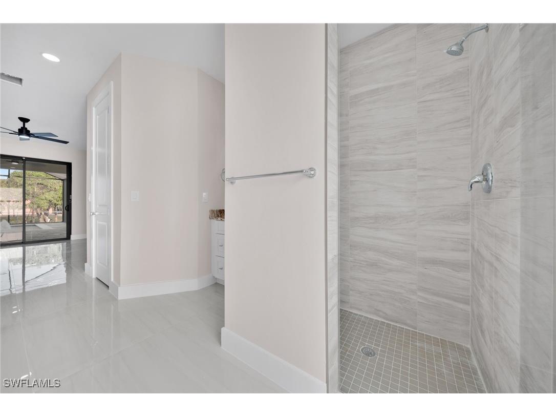 1006 SW 6th Avenue Cape Coral FL 33991 225041626 image16