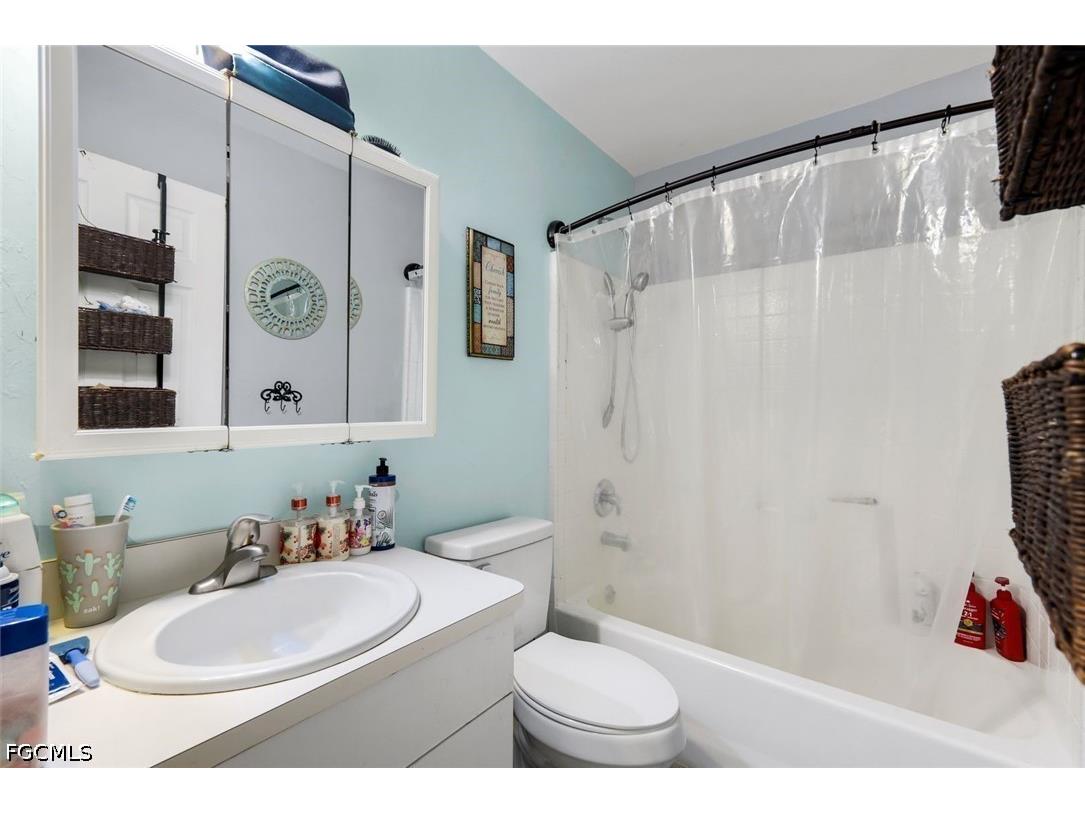 1006 SW 9th Avenue Cape Coral FL 33991 2026021655 image17