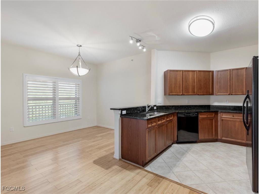 10060 Lake Cove Drive #102 Fort Myers FL 33908 2025011087 image12