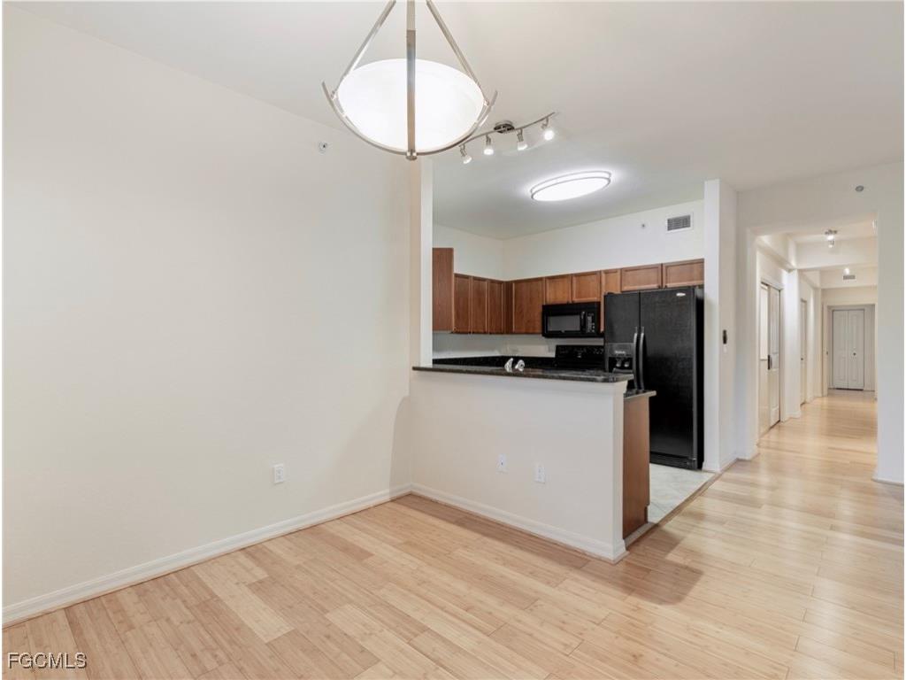 10060 Lake Cove Drive #102 Fort Myers FL 33908 2025011087 image14