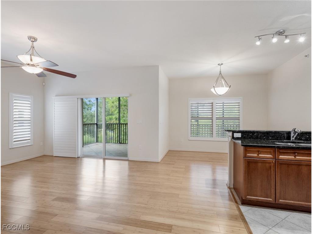 10060 Lake Cove Drive #102 Fort Myers FL 33908 2025011087 image4