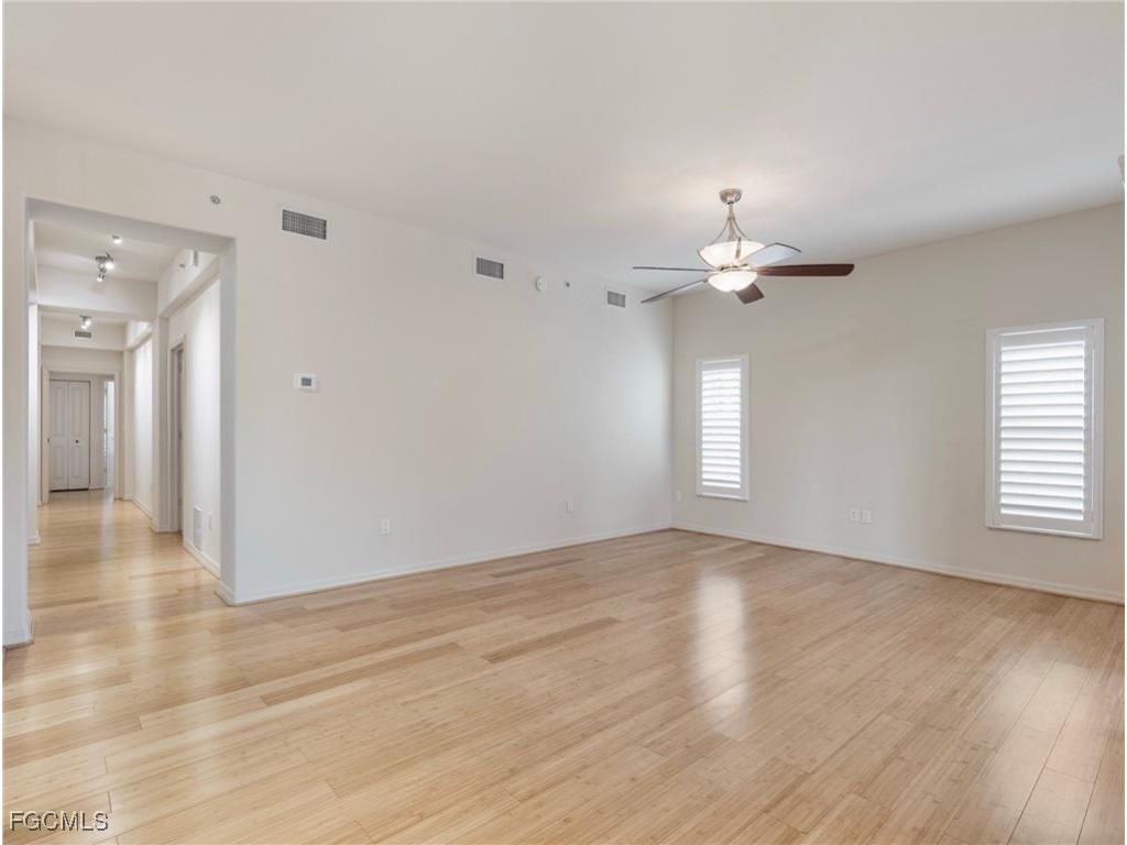 10060 Lake Cove Drive #102 Fort Myers FL 33908 2025011087 image6