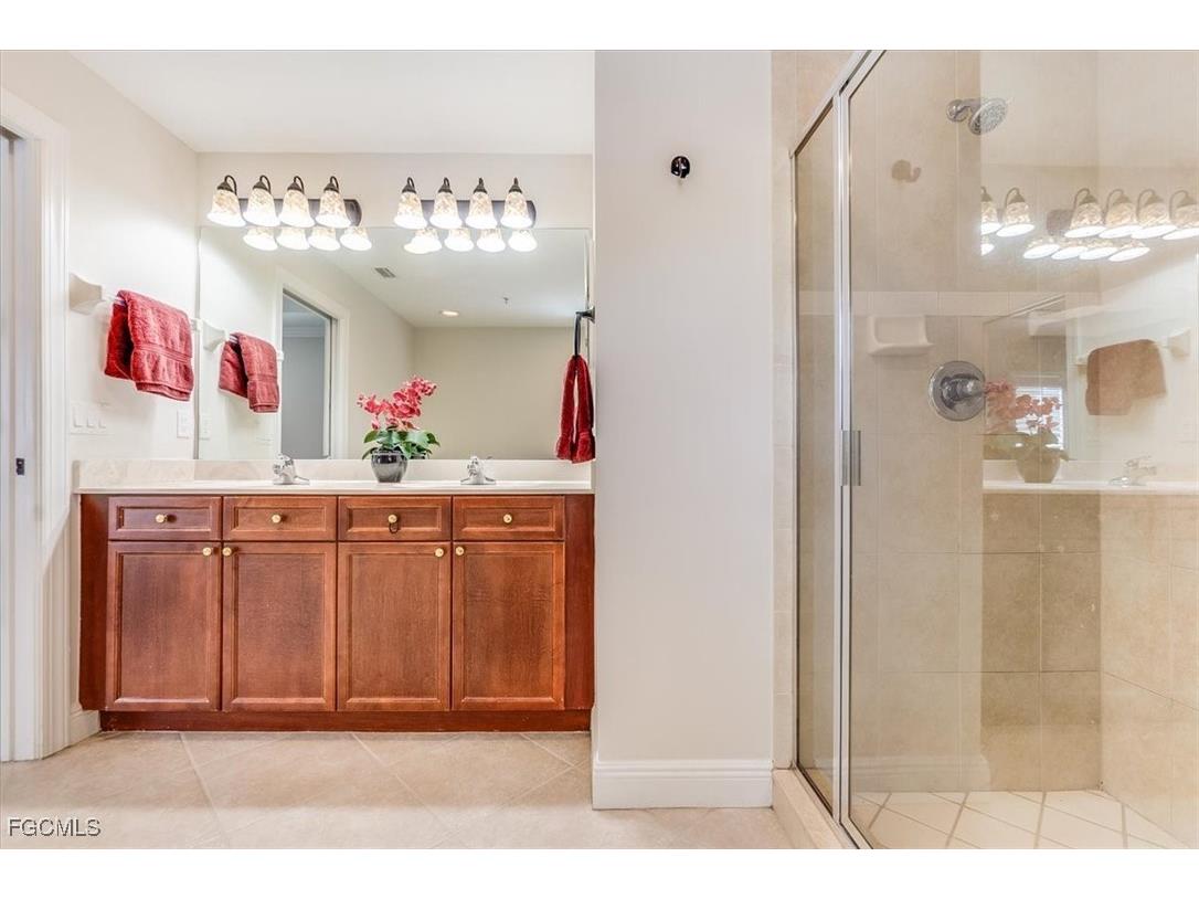 10060 Lake Cove Drive #202 Fort Myers FL 33908 2025014451 image20