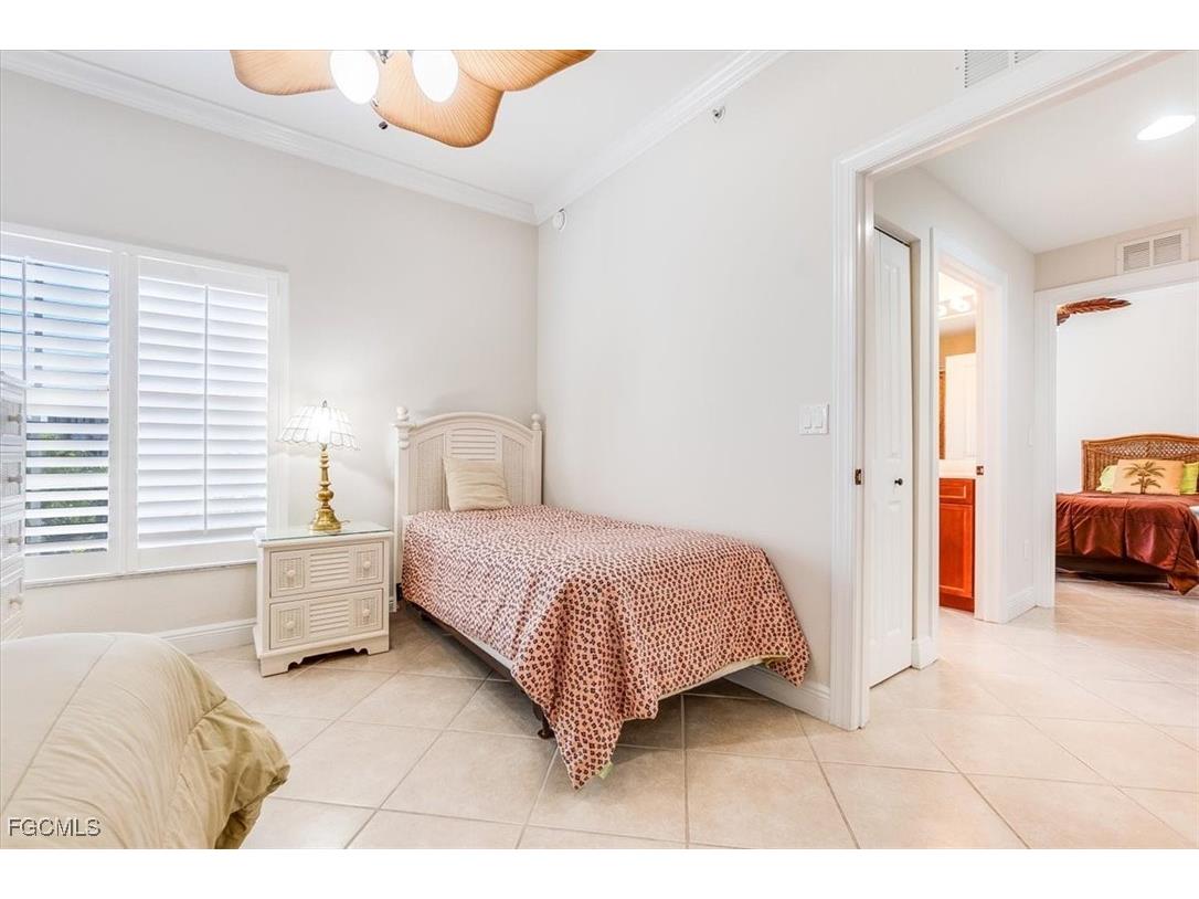 10060 Lake Cove Drive #202 Fort Myers FL 33908 2025014451 image24