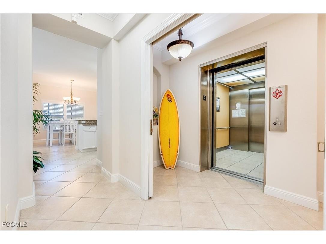 10060 Lake Cove Drive #202 Fort Myers FL 33908 2025014451 image4