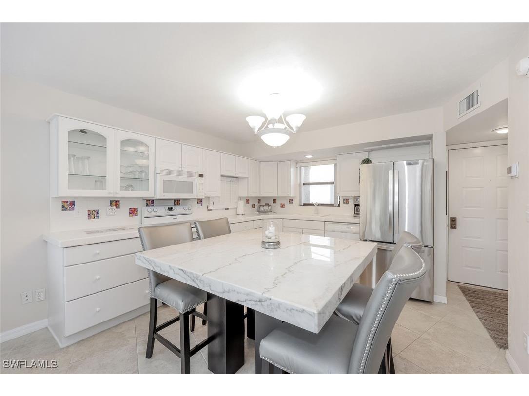 1007 Anglers Cove #J204 Marco Island FL 34145 224082742 image14