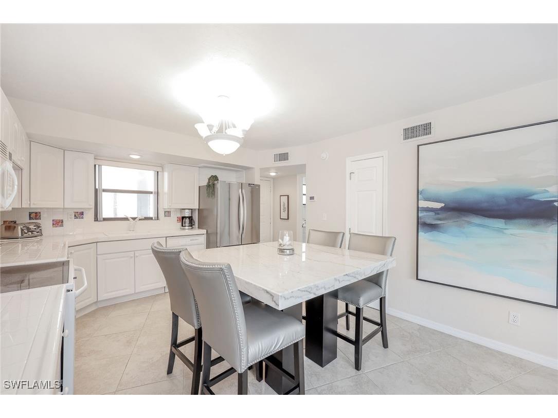 1007 Anglers Cove #J204 Marco Island FL 34145 224082742 image3