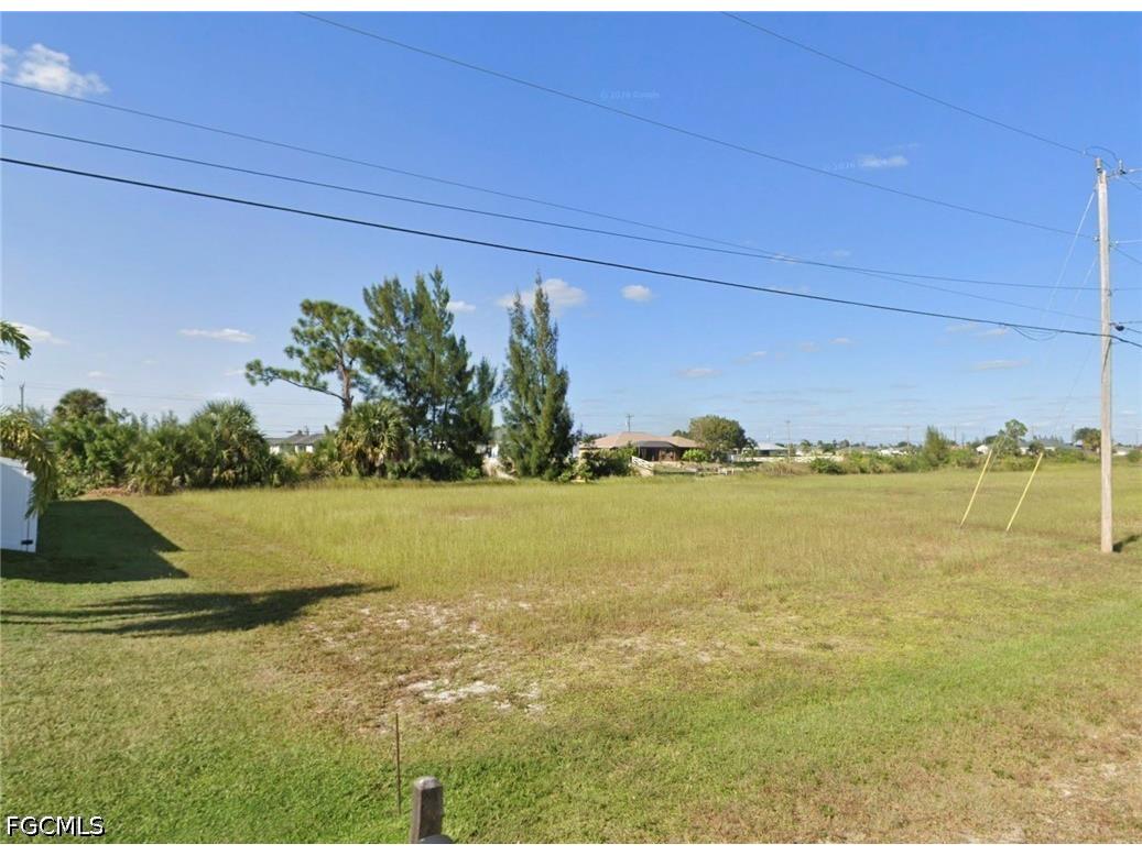 1007 NE 37th Terrace Cape Coral FL 33909 2026024906 image5