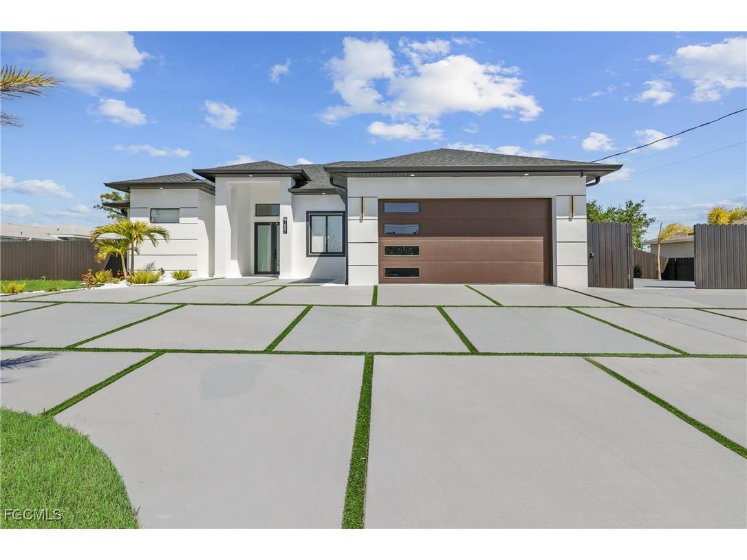 1007 NW 19th Street Cape Coral FL 33993 2025020356 image1