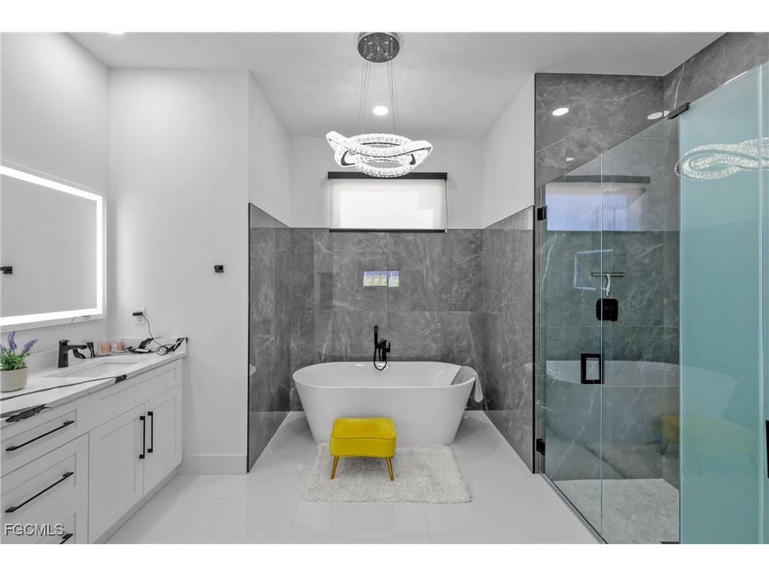 1007 NW 19th Street Cape Coral FL 33993 2025020356 image16