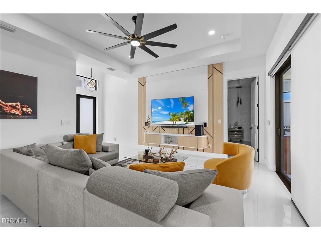 1007 NW 19th Street Cape Coral FL 33993 2025020356 image18