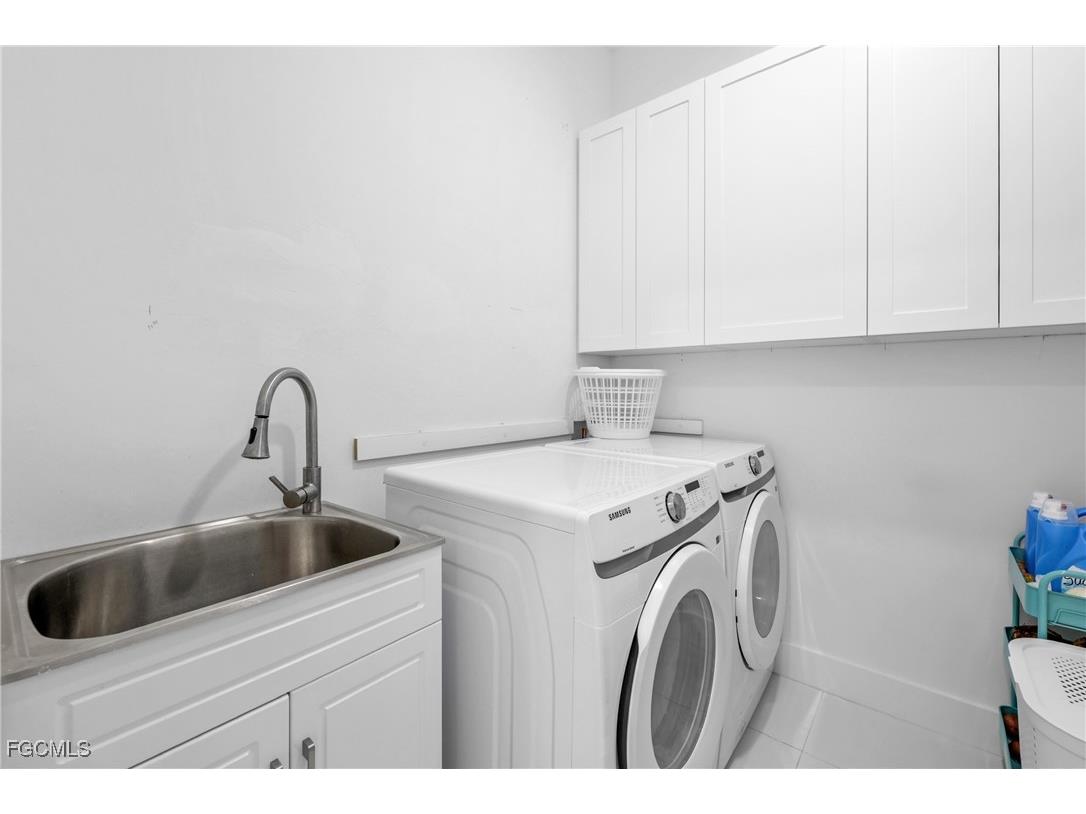 1007 NW 19th Street Cape Coral FL 33993 2025020356 image27