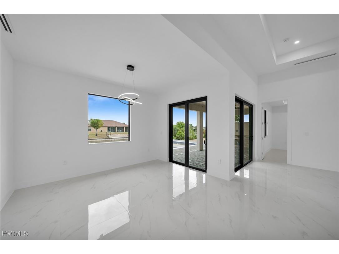1007 NW 23rd Avenue Cape Coral FL 33993 2025025105 image11