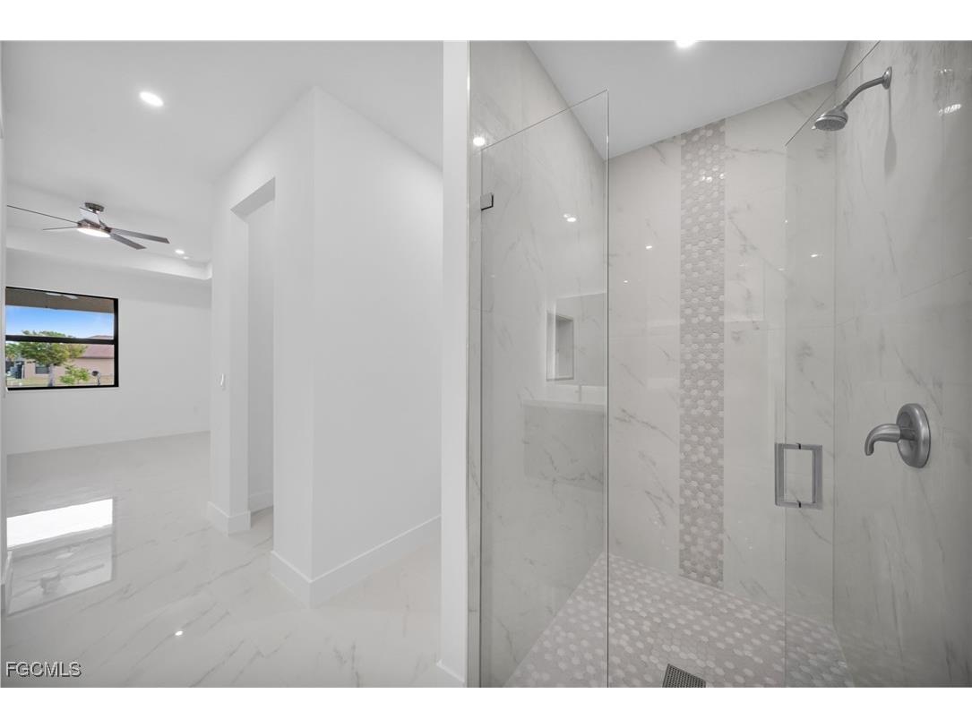 1007 NW 23rd Avenue Cape Coral FL 33993 2025025105 image23