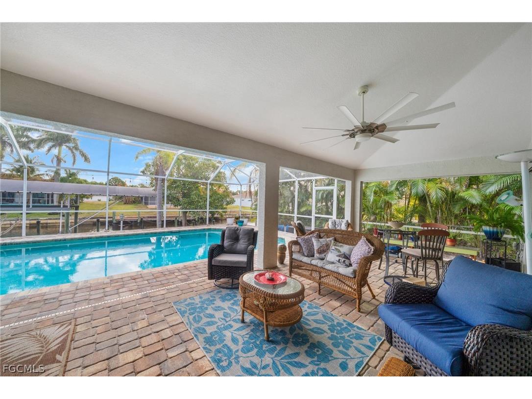 1007 SE 23rd Avenue Cape Coral FL 33990 2026008745 image1
