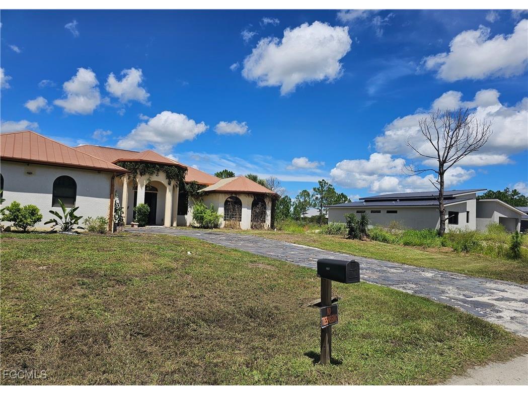 1007 State Avenue Lehigh Acres FL 33972 2025006521 image1