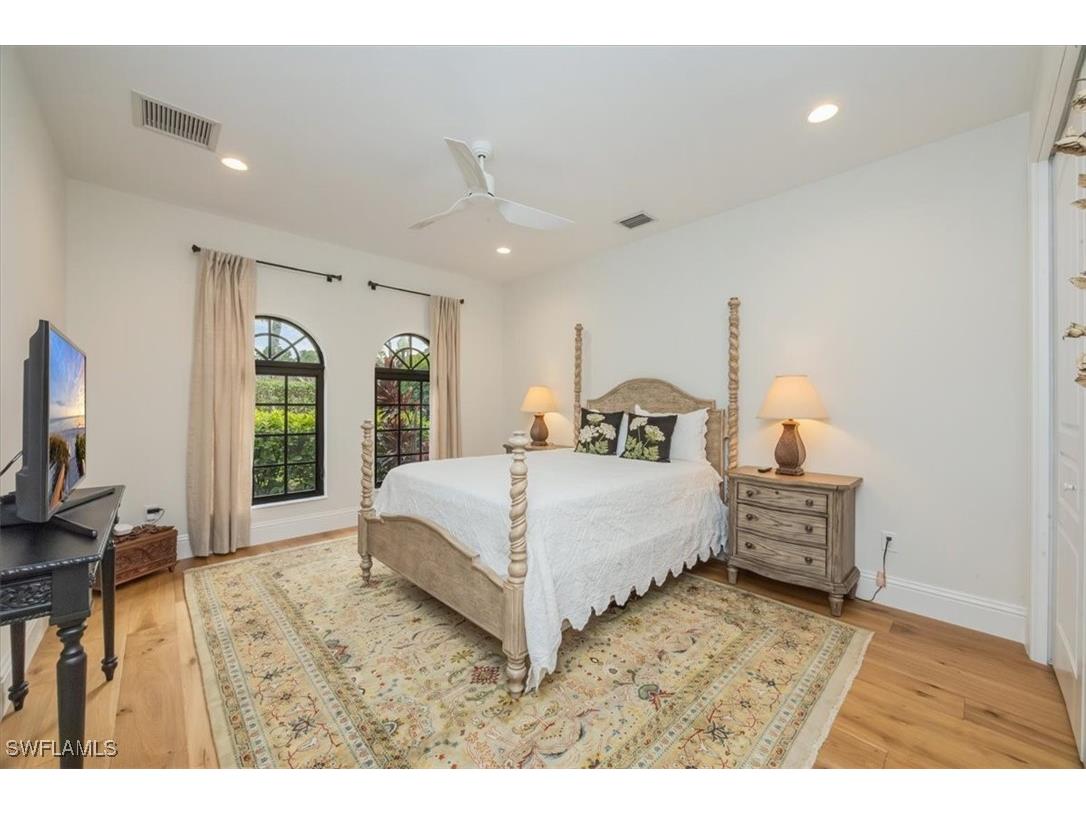 1007 Tivoli Drive Naples FL 34104 225078430 image14