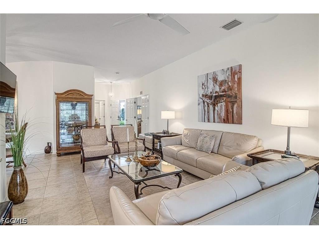 10072 Oakhurst Way Fort Myers FL 33913 2026016797 image6