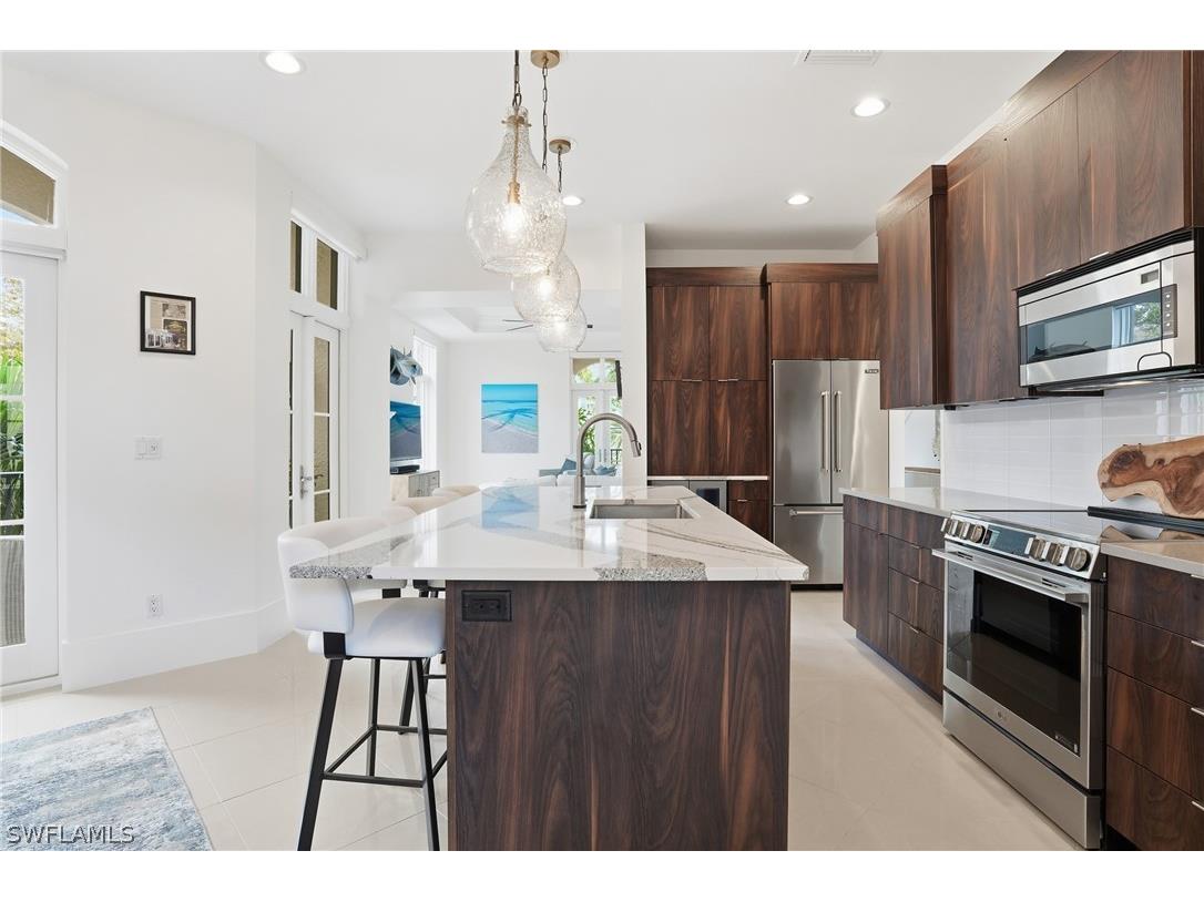 1008 7th Street S #B1 Naples FL 34102 226006477 image19