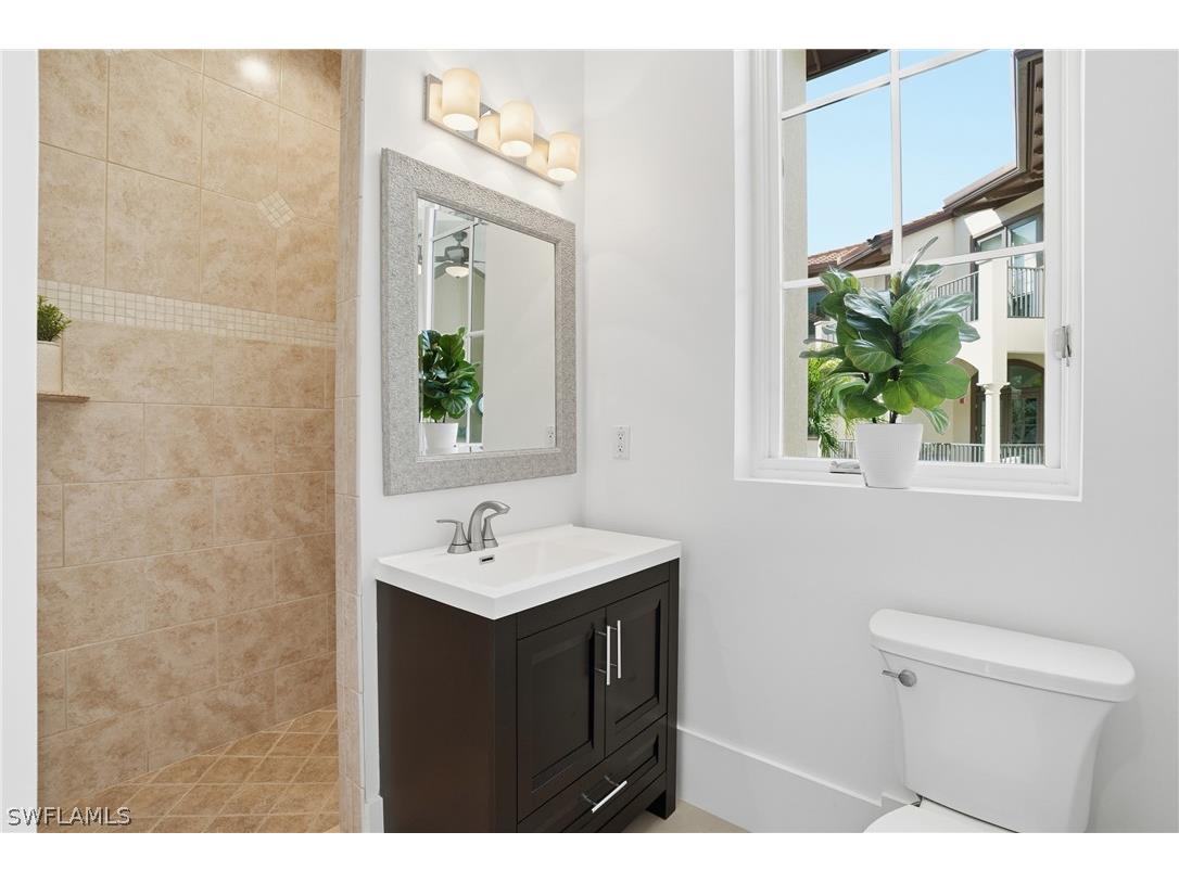 1008 7th Street S #B1 Naples FL 34102 226006477 image34