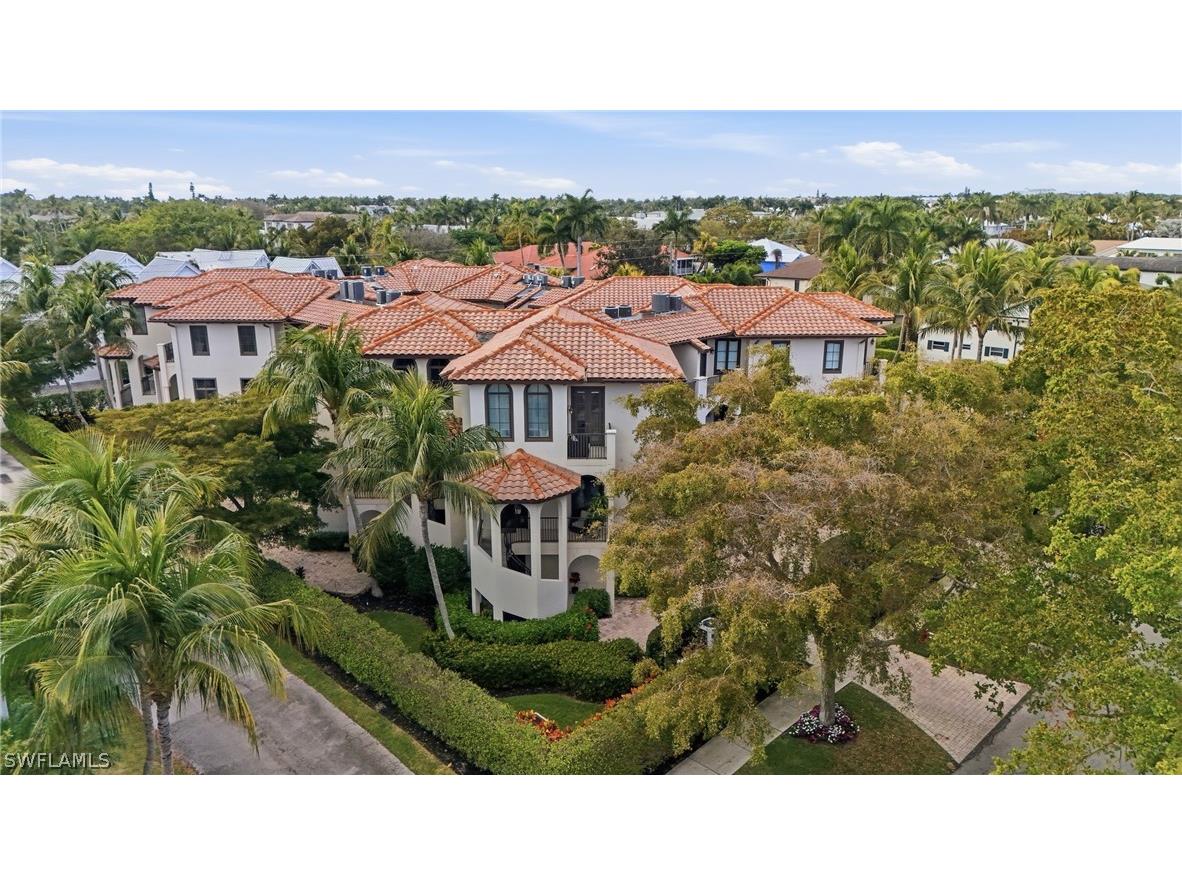 1008 7th Street S #B1 Naples FL 34102 226006477 image4