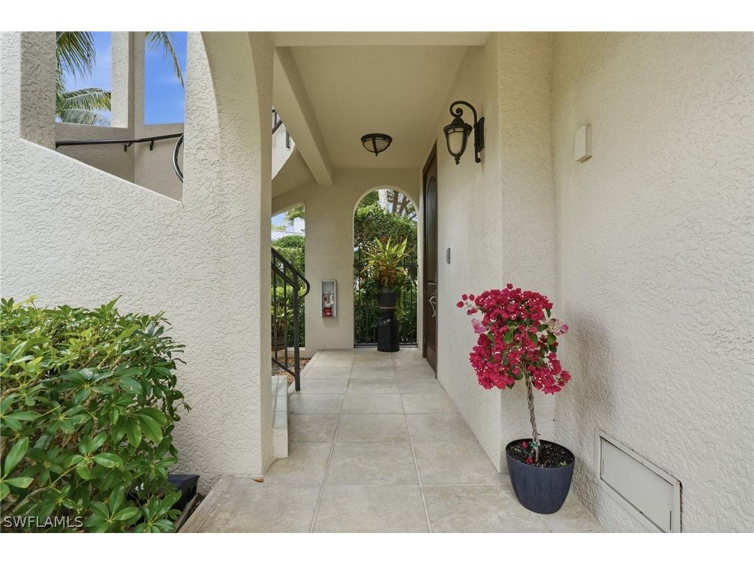 1008 7th Street S #B1 Naples FL 34102 226006477 image7