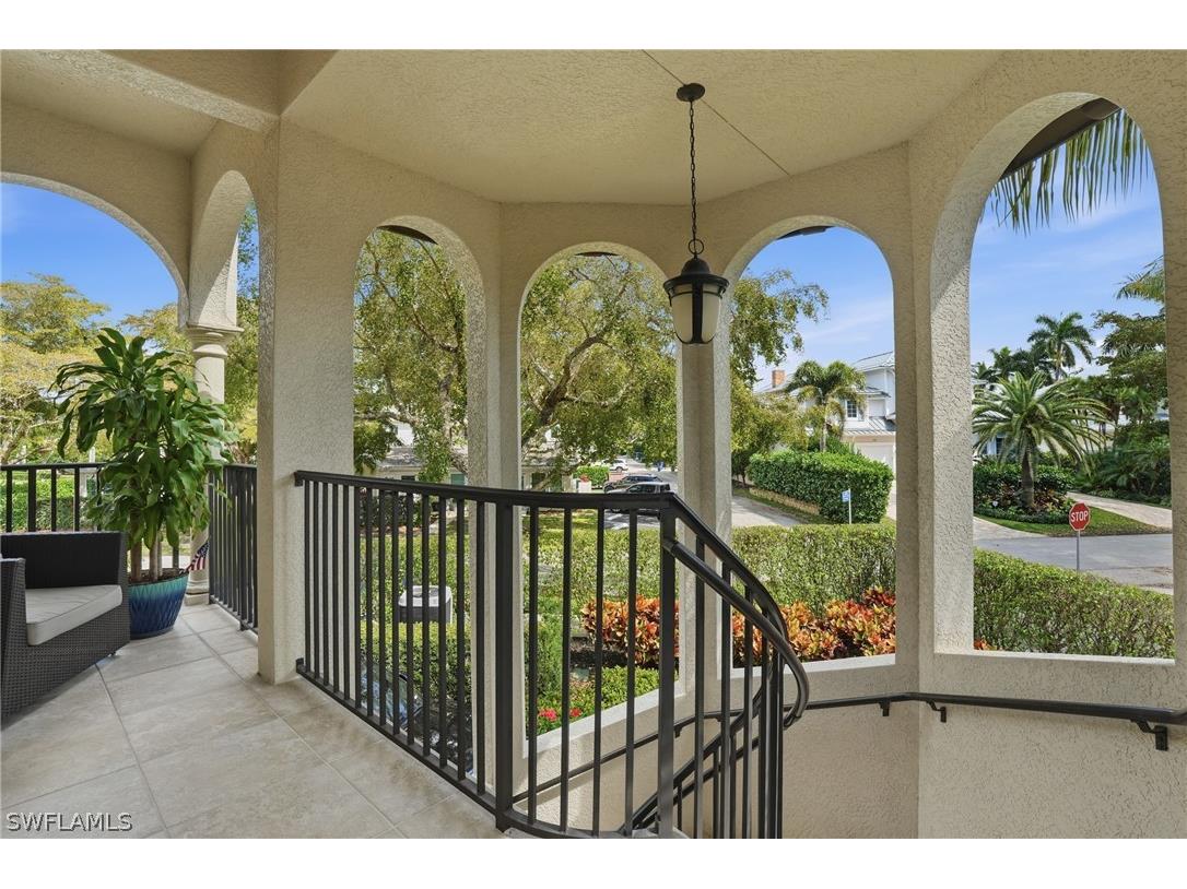 1008 7th Street S #B1 Naples FL 34102 226006477 image9