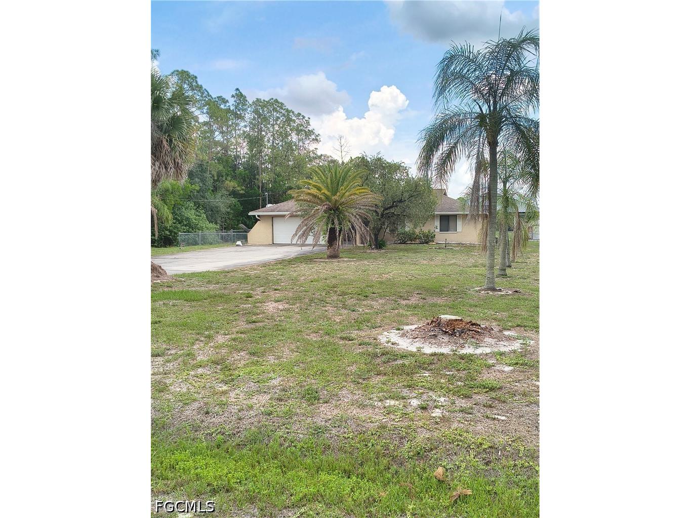 1008 Cortez Avenue Lehigh Acres FL 33972 2026025791 image3